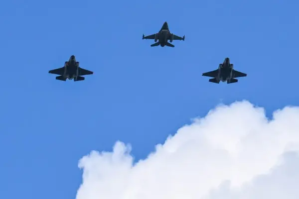 Polonya F-35 savaş uçakları ilk uçuşunu gerçekleştiriyor.