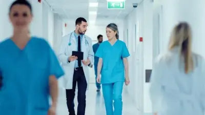 Resmi Gazete'de yayımlanan sözleşmeli sağlık personeli alımı kararı.