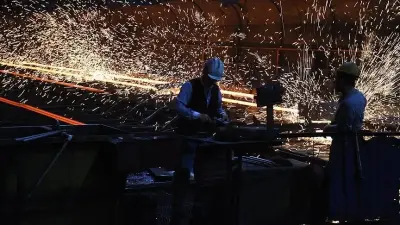 Sanayi Üretimi Nisan'da Son 8 Ayın Zirvesine Ulaştı: Yüksek Teknoloji Odaklı Büyüme Dikkat Çekiyor