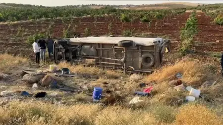 Şanlıurfa Suruç'ta devrilen tarım işçisi minibüsü