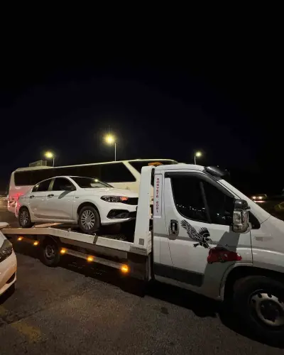 Serik'te Korsan Taşımacılığa Ağır Darbe: 2 Araç Men Edildi, Sürücülere Yüksek Cezalar Kesildi