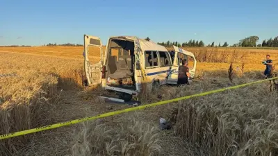 Silivri'de Minibüs Kazası: 2 Ölü, 10 Yaralı