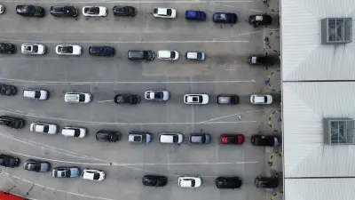 Sınır Kapılarında Dijital Dönüşüm: Gurbetçilerin Vatan Yolculuğu Hız Kesmiyor