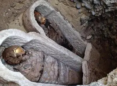 TARİHTE EŞİ BENZERİ GÖRÜLMEMİŞ KEŞİF! Mumyanın Karnından Edebi Eser Çıktı!