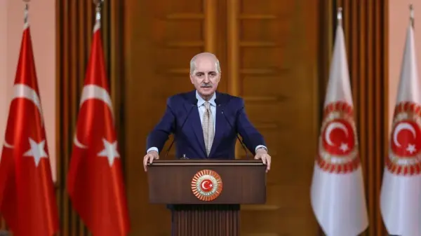 TBMM binası ve adalet terazisi görseli