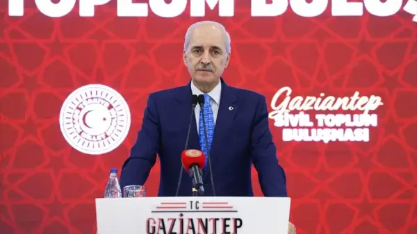 TBMM Başkanı Numan Kurtulmuş konuşma yaparken