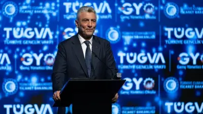 Ticaret Bakanı Bolat'tan Gençlere Yönelik Kritik Mesajlar: Türkiye'nin Geleceği '3G' ve İyi İnsan Olmakta