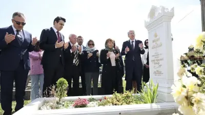 TİKA Başkanı Eren, Paris'te Osmanlı Hanedanı Kabirlerini Ziyaret Etti
