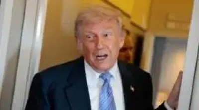 Trump, Körfez Ülkelerinin Talebiyle İran Saldırısını Ertelediğini Açıkladı