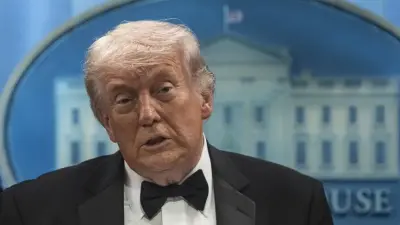 Trump'tan Fed Başkanı Powell Açıklaması: 'Uğraşmam, Kalırsa Kalsın'