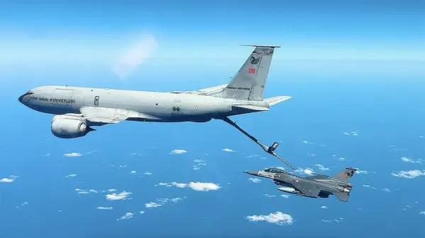 Türk F-16 savaş uçakları Estonya'daki Amari Hava Üssü'nde