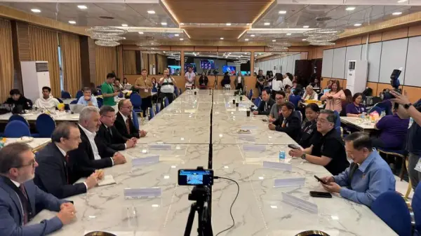 Türk milletvekilleri Bangsamoro Özerk Bölgesi'nde seçimleri gözlemlerken