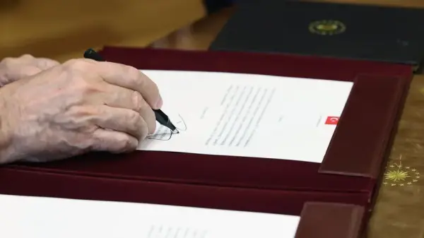 Resmi Gazete'de yayımlanan atama kararlarını gösteren bir görsel