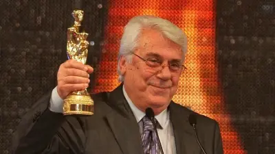Türk Sinemasının Edebiyat Ustası Yönetmeni Ömer Kavur'un Mirası