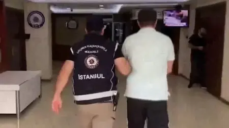 Türk vatandaşlığı dolandırıcılığı operasyonunda adliyeye sevk edilen şüpheliler