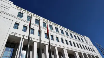 Türkiye'de Siyasi Parti Manzarası: 189 Parti Faaliyette, AK Parti Üye Sayısında Zirvede