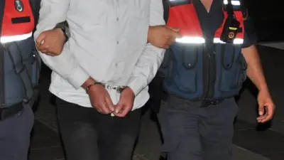 Jandarma ekiplerinin organize suç örgütüne yönelik operasyonundan bir görüntü
