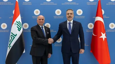 Türkiye ve Irak Dışişleri Bakanları Ankara'da görüşüyor