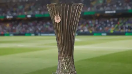 Crystal Palace ve Rayo Vallecano UEFA Konferans Ligi finalinde karşılaşıyor.