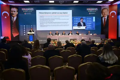 Uluslararası Adli Tıp Günleri konferansında uzmanlar sunum yaparken.