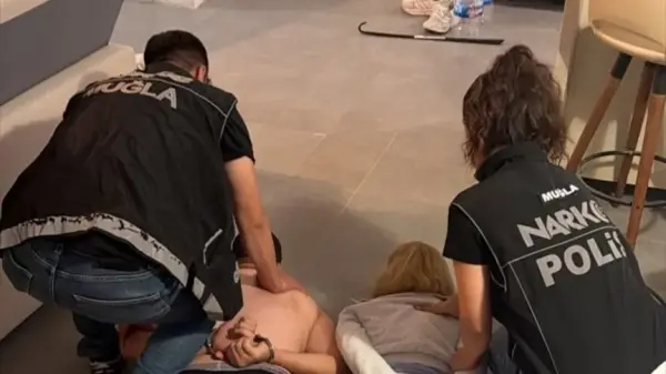 Bodrum'da Interpol tarafından aranan uyuşturucu baronunun yakalandığı operasyon
