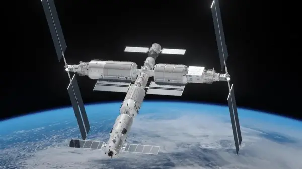 Çin'in Tiangong uzay istasyonunun genişletilmiş, altı modüllü artı (+) şeklindeki mimarisi.