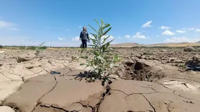 Van'da Tuz Çalısı Üretimi: Kuraklıkla Mücadelede Yeni Bir Umut