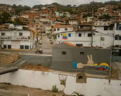 Venezuela'da Siyasi Çözülme Ortamında Beklenmedik Patlama: Halkın Endişesi Artıyor