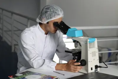 Yapay Zeka Destekli Aşı Gelişiminde Çığır Açan Adım: Cambridge Üniversitesi'nden Pandemiye Karşı Yeni Nesil Savunma