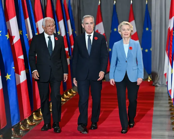 Kanada Başbakanı Mark Carney, AB Komisyonu Başkanı Ursula von der Leyen ve AB Konseyi Başkanı Antonio Costa Montreal Zirvesi'nde