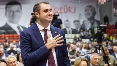 Çağatay Güç'ün Yeni Parti İzmir İl Başkanlığı ön seçimini kazanması
