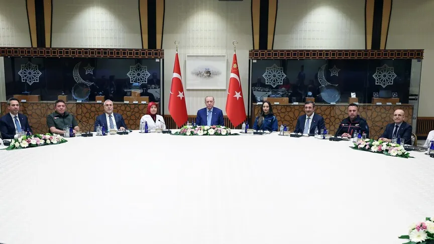 Cumhurbaşkanı Erdoğan'dan 1 Mayıs Mesajı: Emeğe ve Alın Terine Vurgu